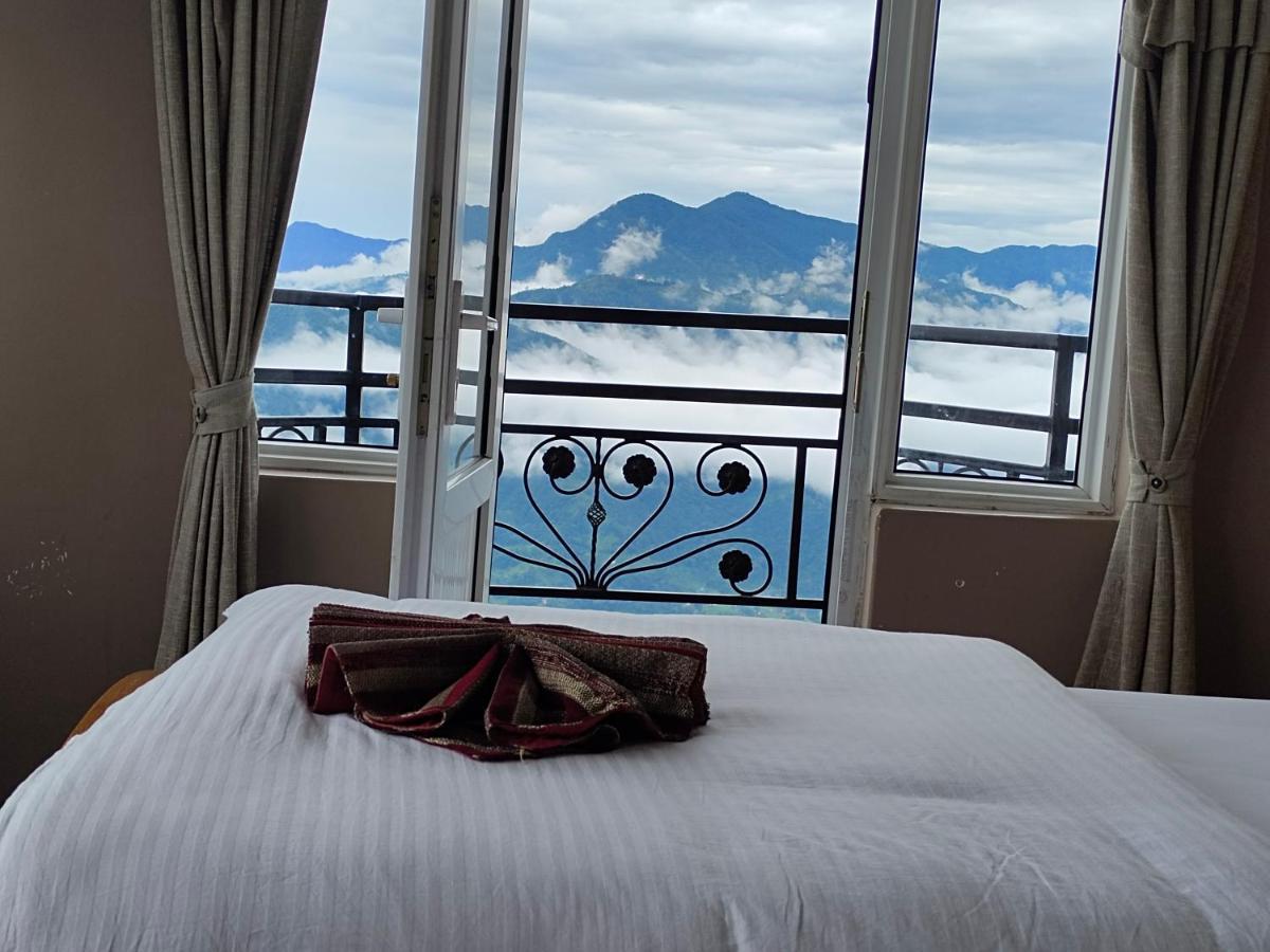 Hotel High Ground Inn Sarangkot Pokhara Bagian luar foto