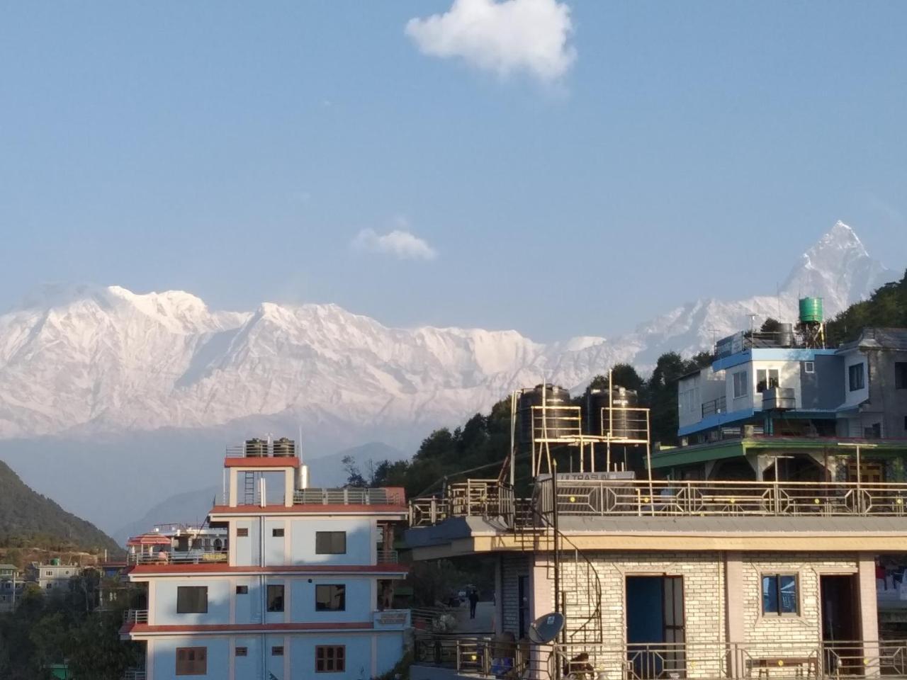 Hotel High Ground Inn Sarangkot Pokhara Bagian luar foto